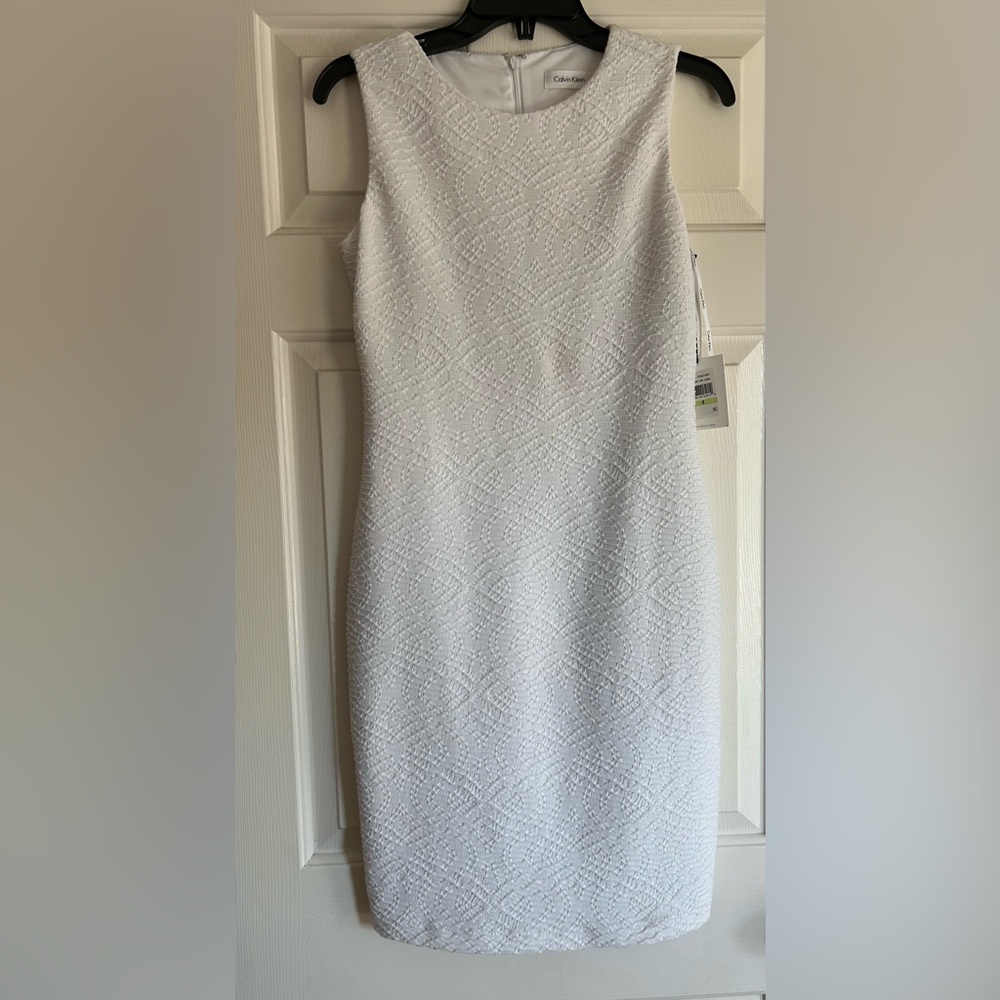 NWT Calvin Klein Short Sleeve White Textured Dress-Size 4
